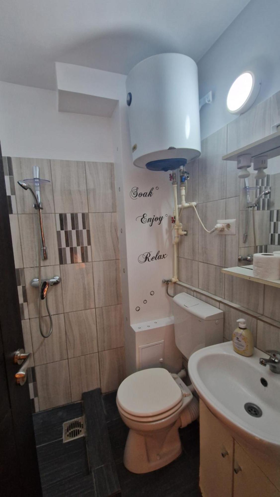 Apartament Back Галац Экстерьер фото